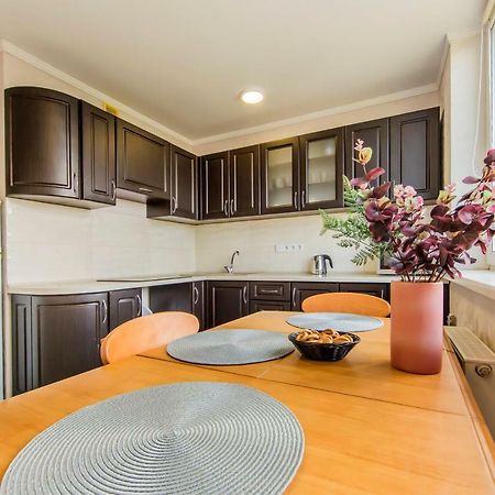 Super View, Luxury Apartment Near Chernihiv Metro. Kiev Dış mekan fotoğraf