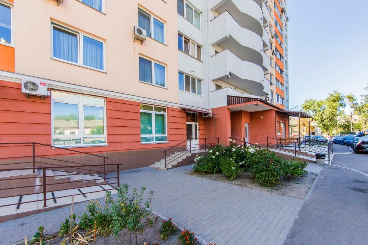 Super View, Luxury Apartment Near Chernihiv Metro. Kiev Dış mekan fotoğraf