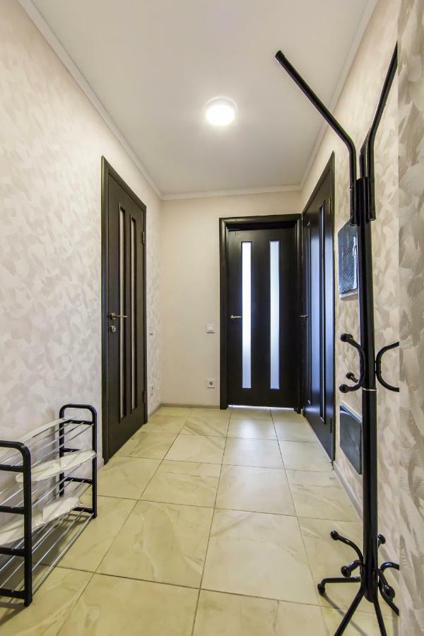Super View, Luxury Apartment Near Chernihiv Metro. Kiev Dış mekan fotoğraf