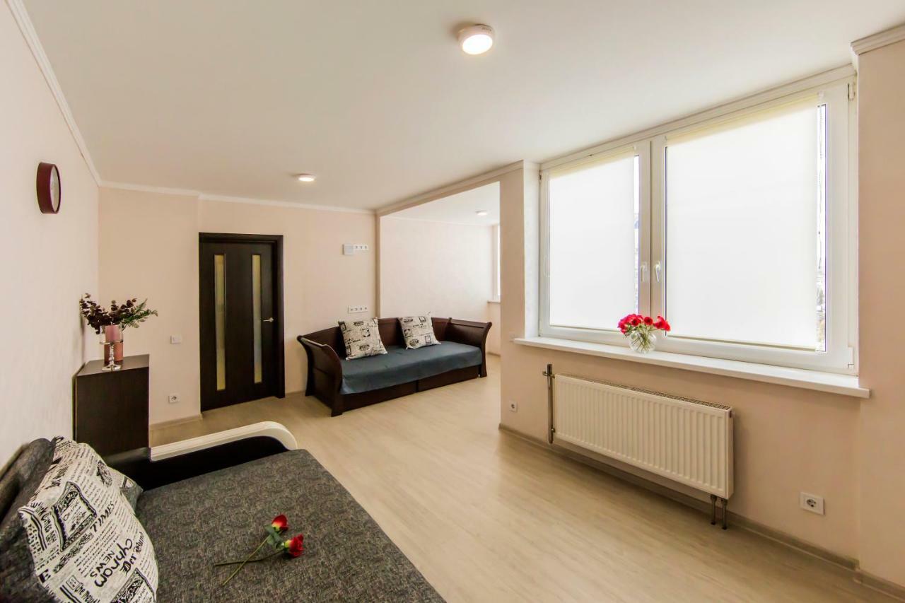 Super View, Luxury Apartment Near Chernihiv Metro. Kiev Dış mekan fotoğraf