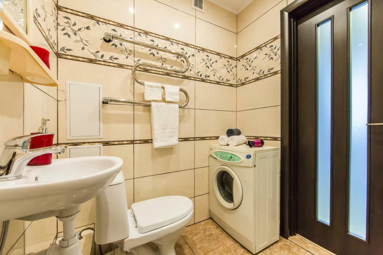 Super View, Luxury Apartment Near Chernihiv Metro. Kiev Dış mekan fotoğraf