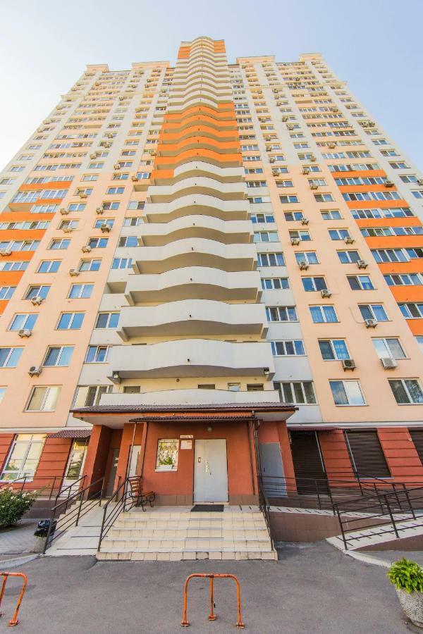Super View, Luxury Apartment Near Chernihiv Metro. Kiev Dış mekan fotoğraf